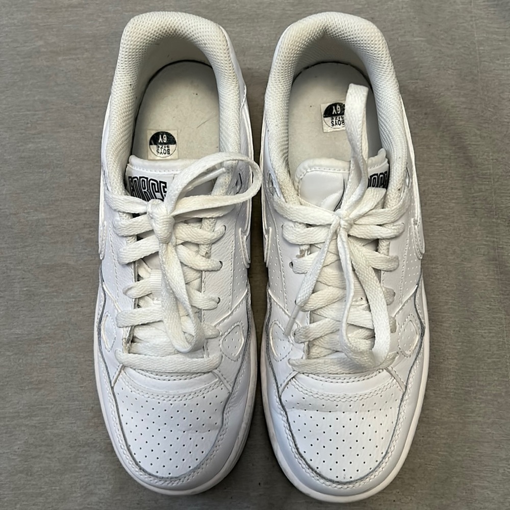 Nike son of force
